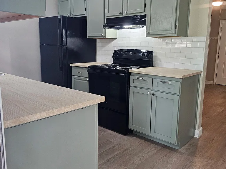 23 Louisiana Ave — Photo 6