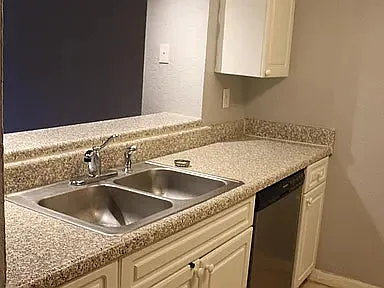 8433 Sycamore Tree Dr #201 — Photo 12