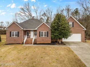 826 Reagan View Ln, Seymour, TN 37865