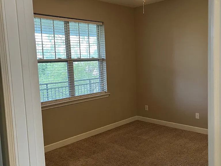 2310 Elliott Ave #419 — Photo 11