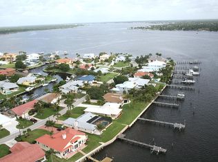 1256 SW Dyer Point Rd, Palm City, FL 34990