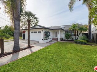 5145 Bluebell Ave, Valley Village, CA 91607