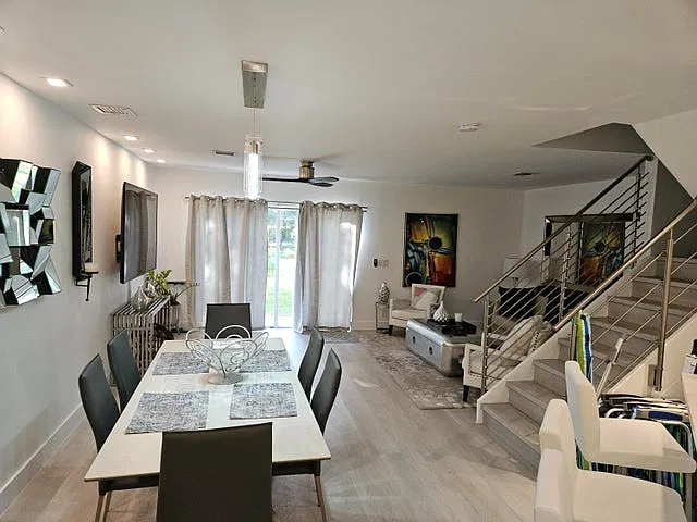3 bed, 2.5 bath, 1386 sqft, $3,000 — Photo 4