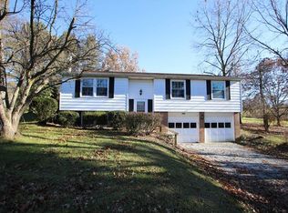 266 Sumney Rd, Bentleyville, PA 15314