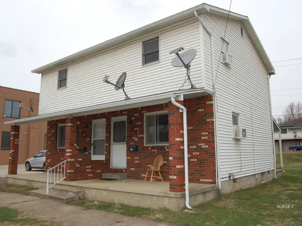 72 Myers St, Nelsonville, OH 45764