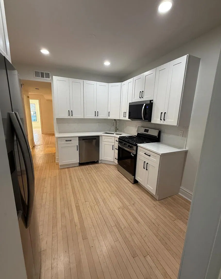 2848 West Diversey Avenue #2E — Photo 1