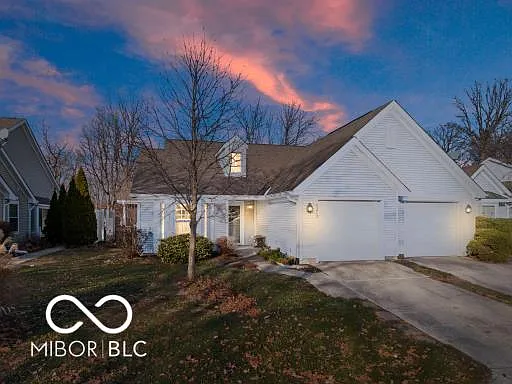 8212 Crook Dr N photo 1