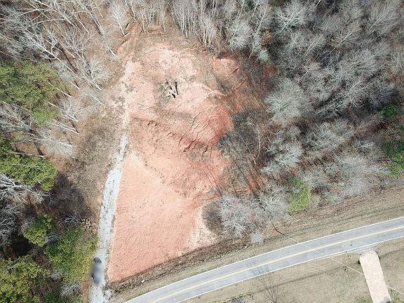 4th image of 380 Ayers Rd #149