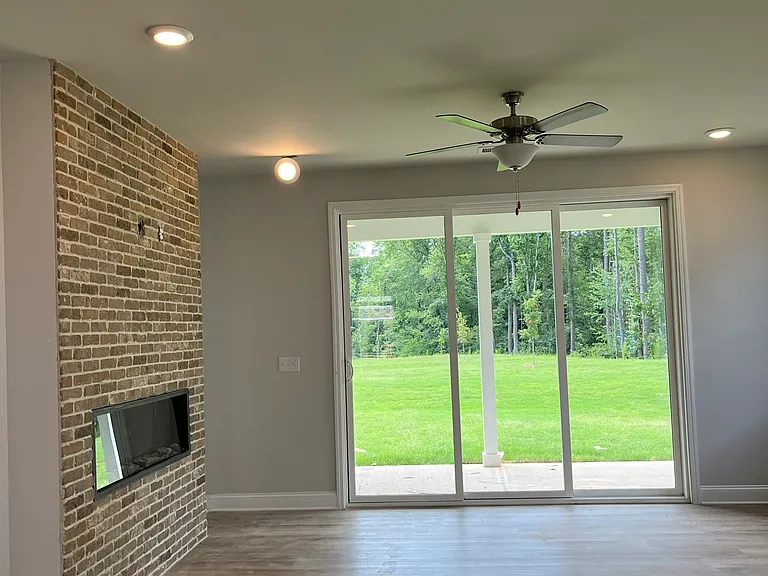 414 Kinross Ln — Photo 20