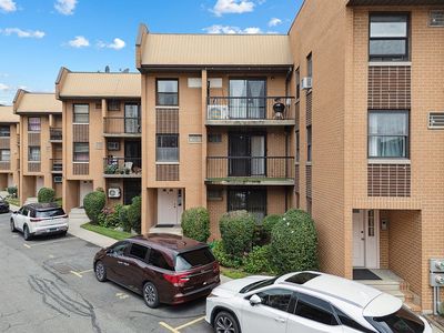 75-22 Parsons Blvd #D2, Fresh Meadows, NY, 11366