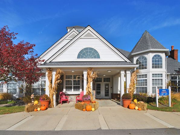 57715 Grand River Ave #117