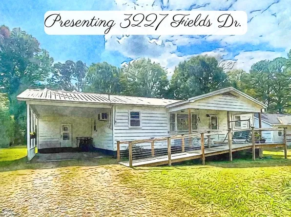 3227 Fields Dr, Rocky Face, GA 30740