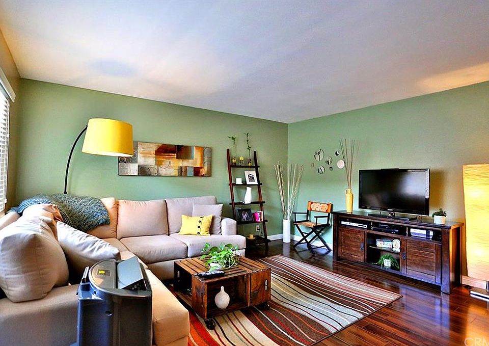 1st image of 333 Newport Ave Unit 306