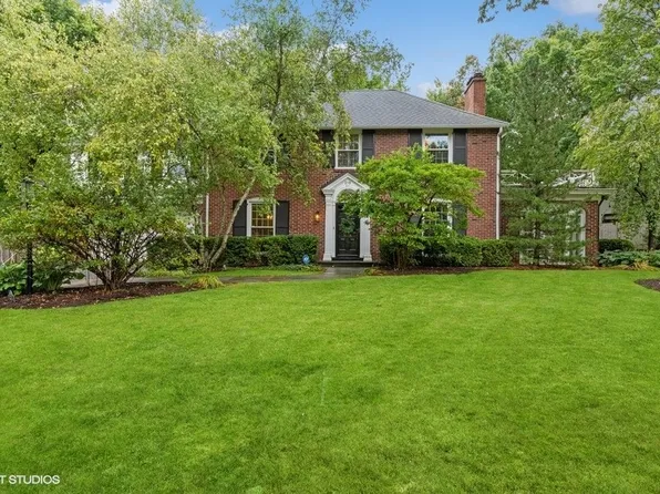 210 Franklin Rd, Glencoe, IL 60022