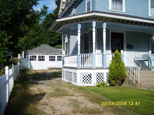 143 McKinley Ave, Norwich, CT 06360