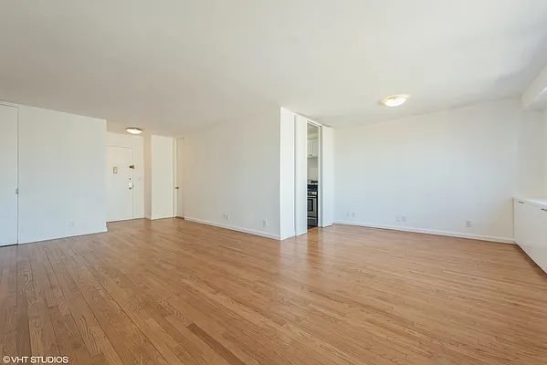 Rented by Compass | media 13