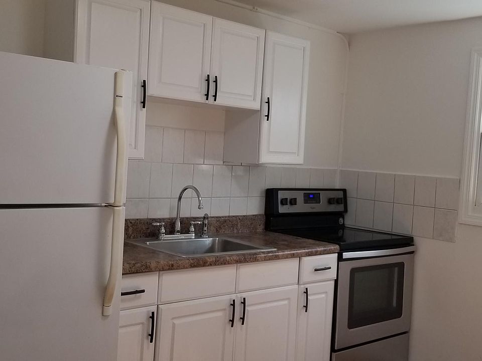 1st image of 319 Clement Ave #1