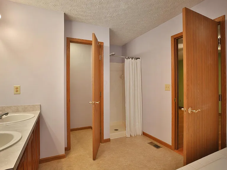 7567 Ladywell Ct — Photo 20