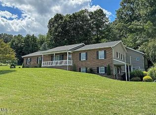 1425 Briar Valley Rd, Bedford, PA 15522