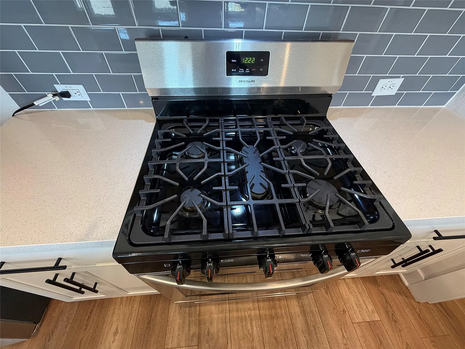 1 bed, 1.0 bath, 1200 sqft, $1,500 — Photo 3