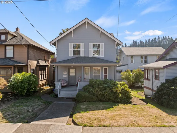 408 High St, Oregon City, OR 97045