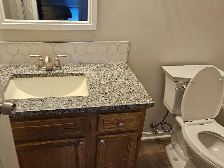 9395 Old Plainfield Rd #18 — Photo 8