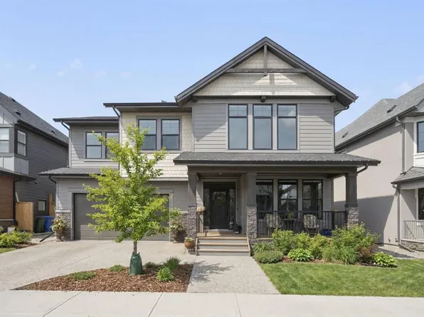 26 N Bluerock Ave SW, Calgary, AB T2Y 0R6
