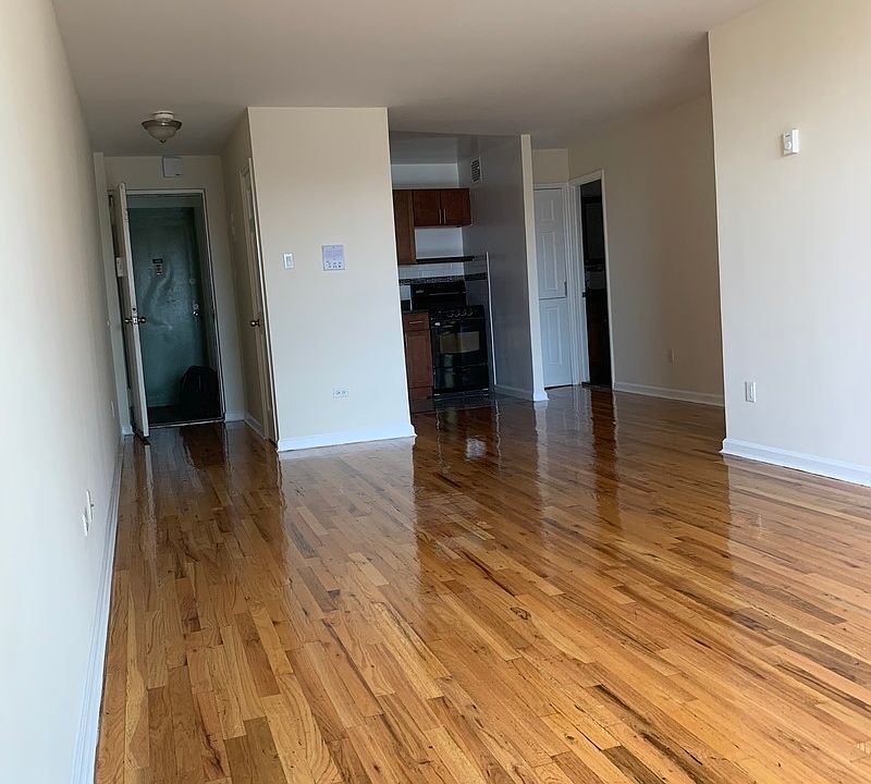 1st image of 31-28 29th St #4C