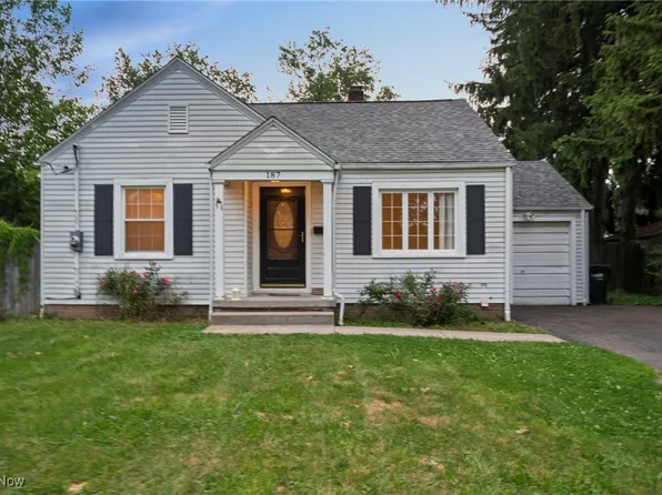 187 Everhard Rd SW, North Canton, OH 44709