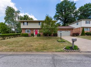 26 Lynn Marr Dr, Huntington, WV 25705