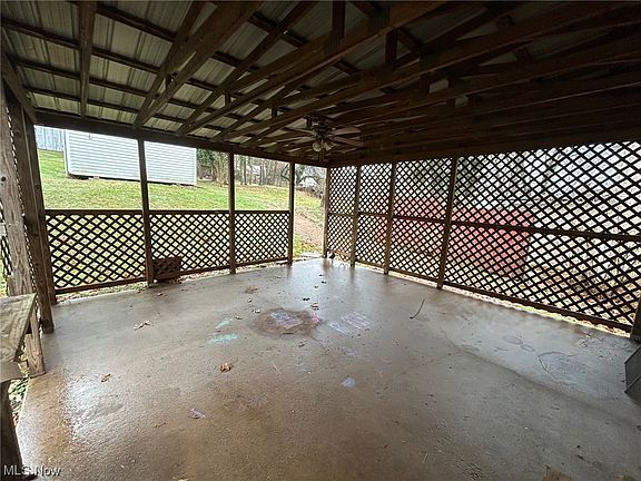 4th image of 712 8th St