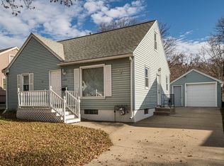 1104 13th Ave NE, Rochester, MN 55906