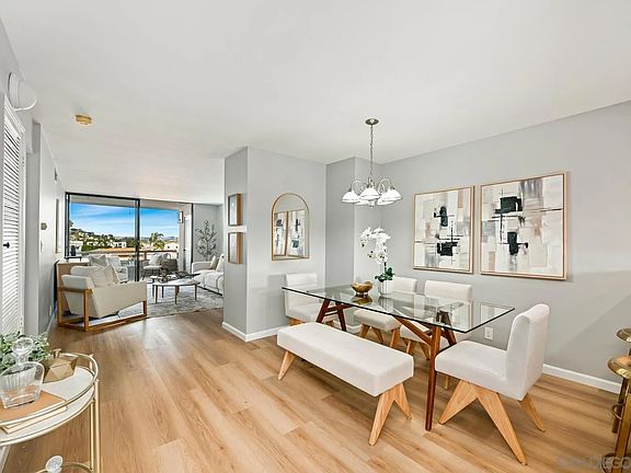 2nd image of 3130 Avenida De Portugal APT 302