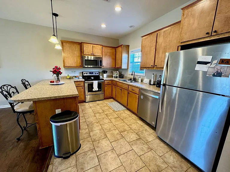 1402 Park St #42 — Photo 5