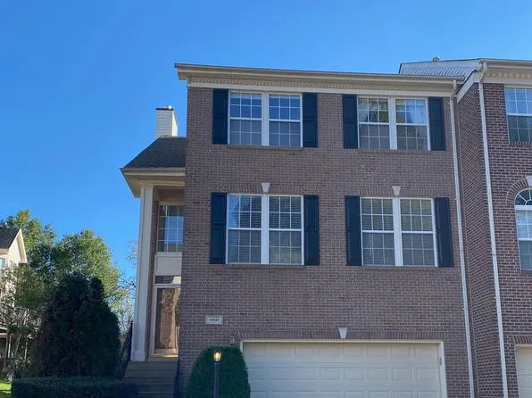 46121 Brisbane Sq, Sterling, VA 20165