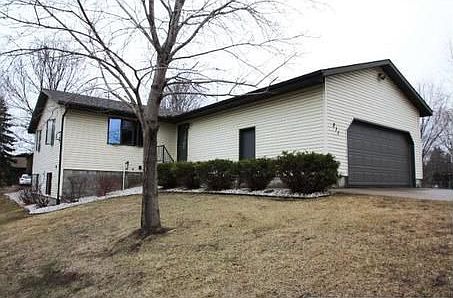 1st image of 211 9th Ave N