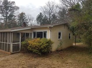 2668 Rose Pl, Lenoir, NC 28645