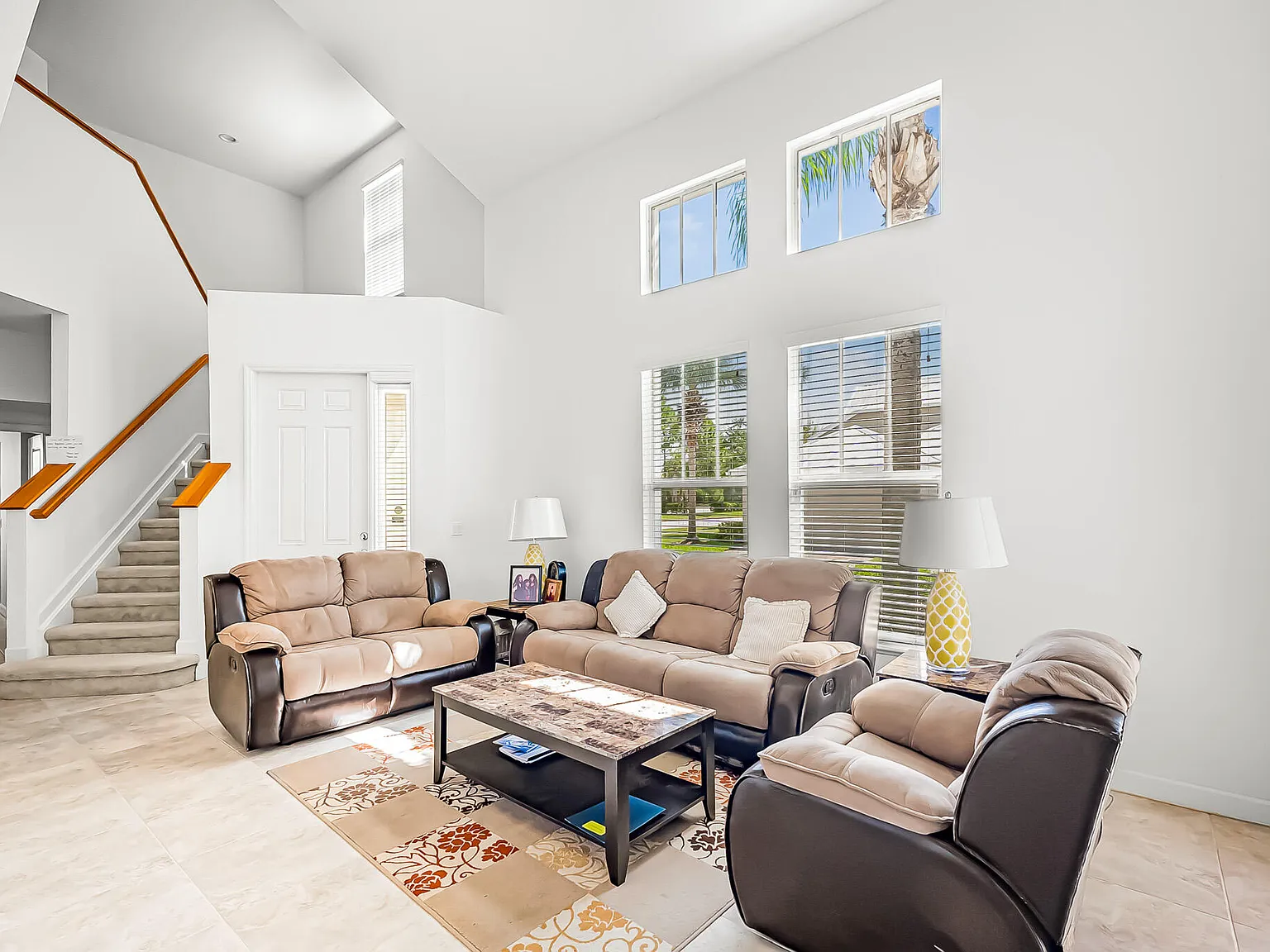 3 bed, 2.5 bath, 2028 sqft, $2,695 — Photo 4