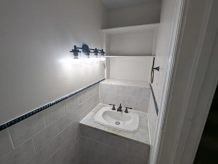 57 Ferry St #1 — Photo 26