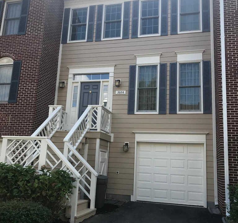 1st image of 2086 Gillen Ln