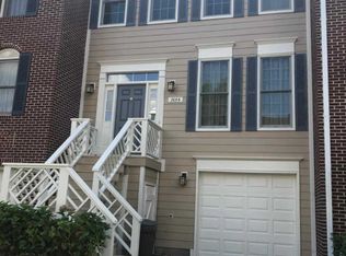 2086 Gillen Ln, Falls Church, VA 22043