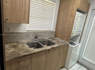 1457 NE 152nd St, North Miami Beach, FL 33162