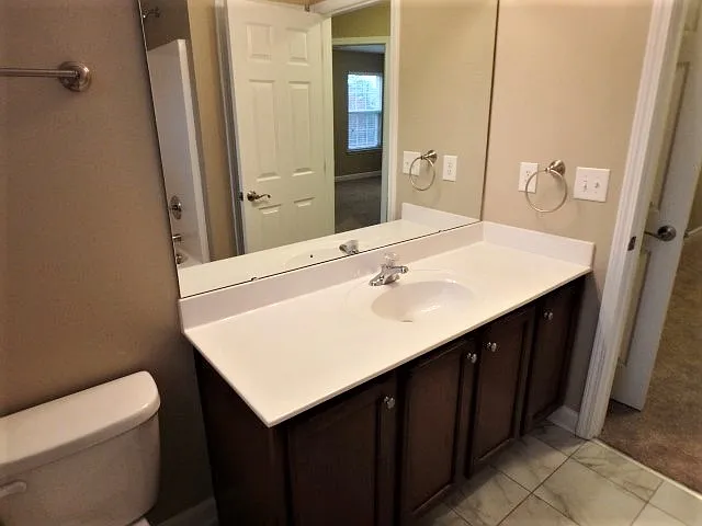 322 Stoke Hammond Ct — Photo 10