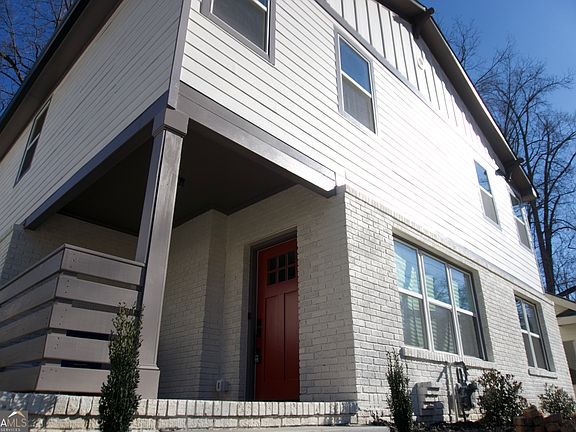 2nd image of 708 Rochelle Dr SW