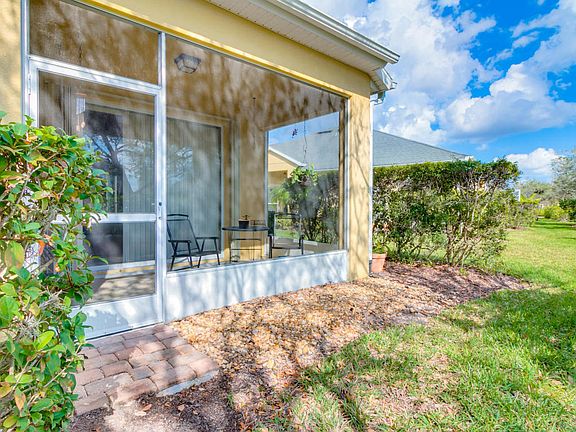5th image of 2680 Camberly Cir