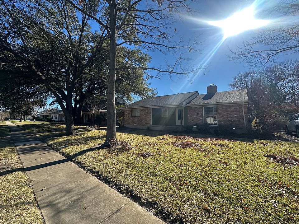 1st image of 609 Winchester Dr