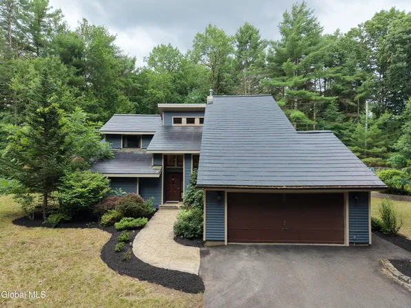 71 Edie Road, Saratoga Springs, NY 12866
