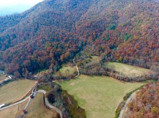 108 Crawford Rd, Franklin, NC 28734