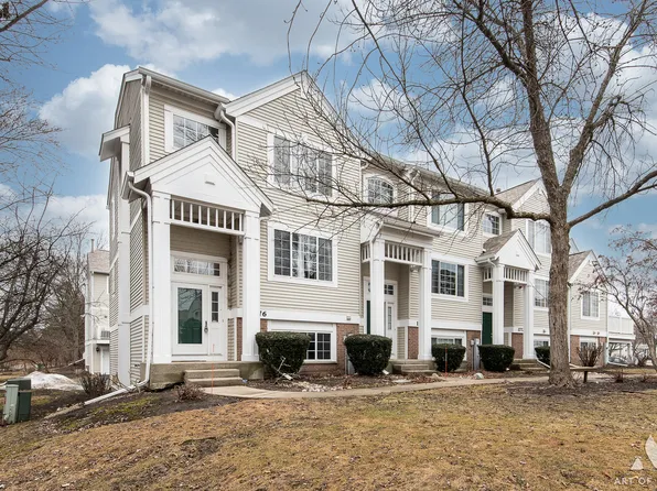 1776 Sienna Ct, Wheeling, IL 60090