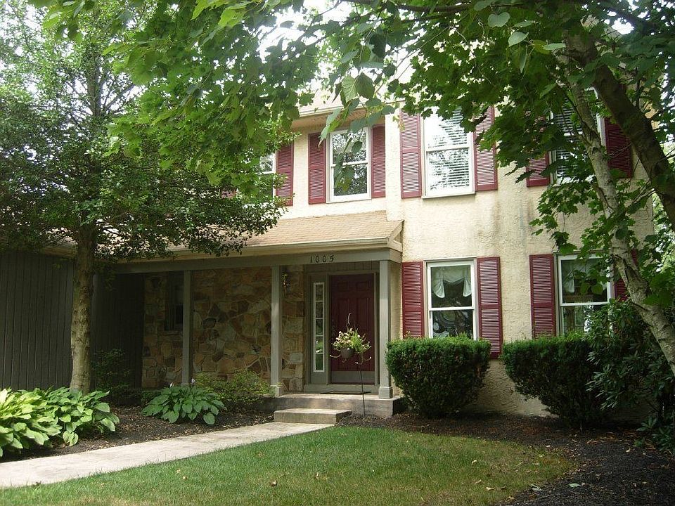 For Sale: 1005 Dunning Drive, West Chester, PA 19382-7584